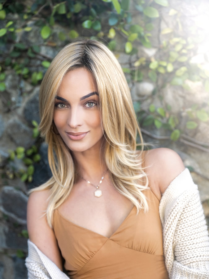 Pr&oacute;tese Capilar Cole&ccedil;&atilde;o Amore Modelo Thea (Cabelo Humano Remy)