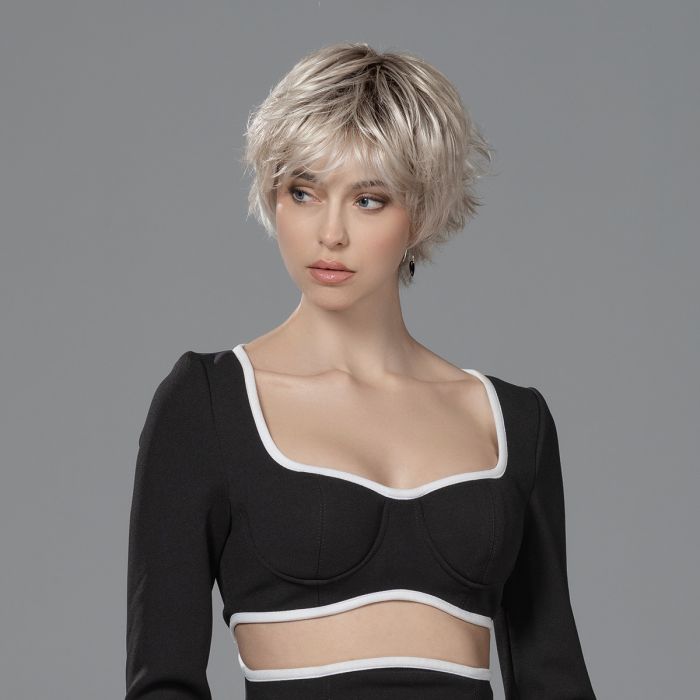 Ellen´s Changes Modelo Raise **D (Cabelo Sintético)