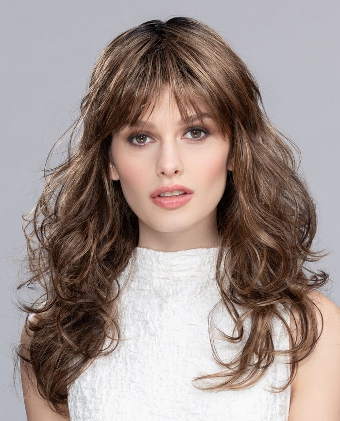 HairPower Modelo Pretty ** - Bernstein Rooted