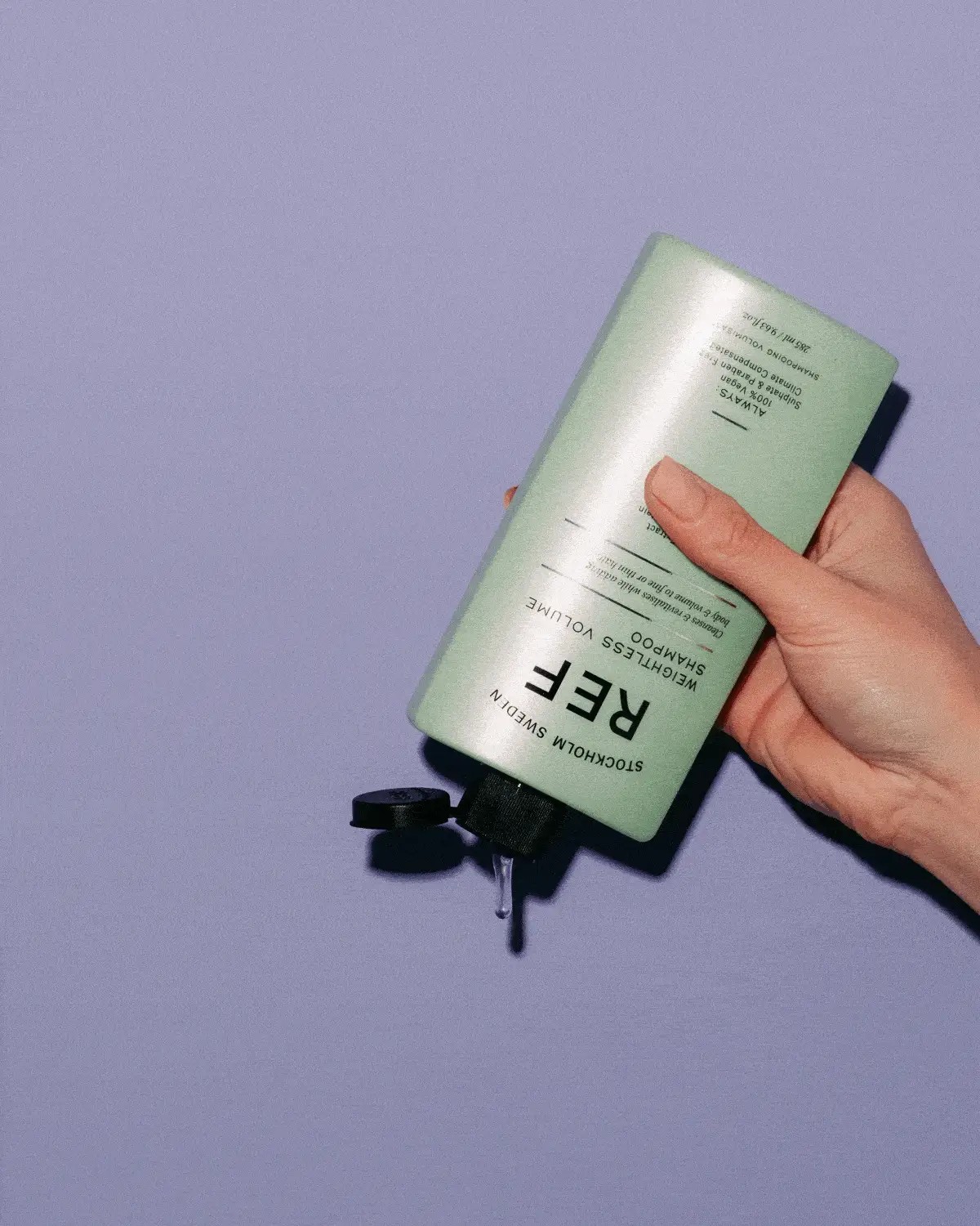 REF Weightless Volume Shampoo 285ml