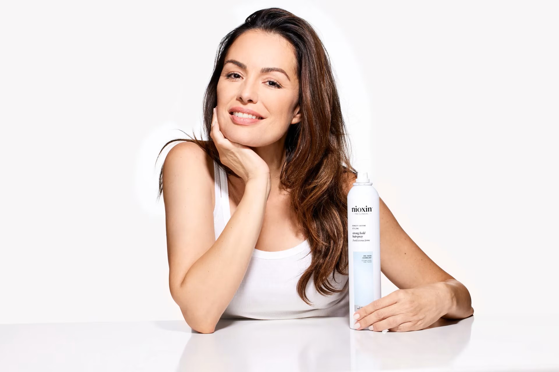 Nioxin Strong Hold Spray 300ml