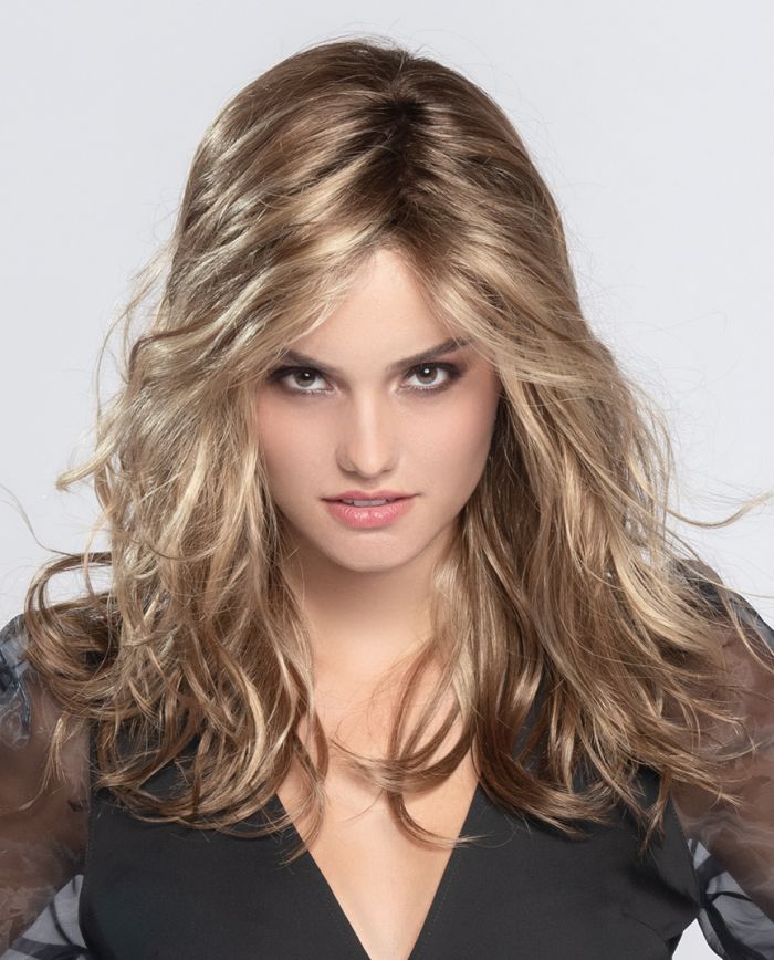 Perucci Modelo Debbie ** (Cabelo Sintético)