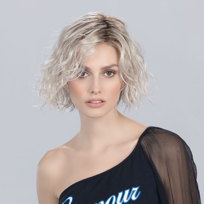 Perucci Modelo Dance ***DD (Cabelo Sint&eacute;tico)