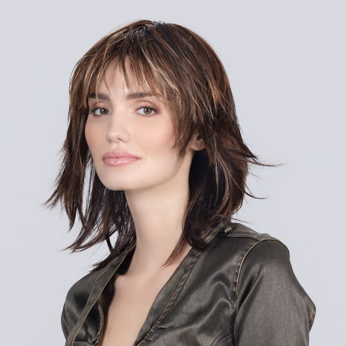 Perucci Modelo Rainbow ** (Cabelo Sintético)